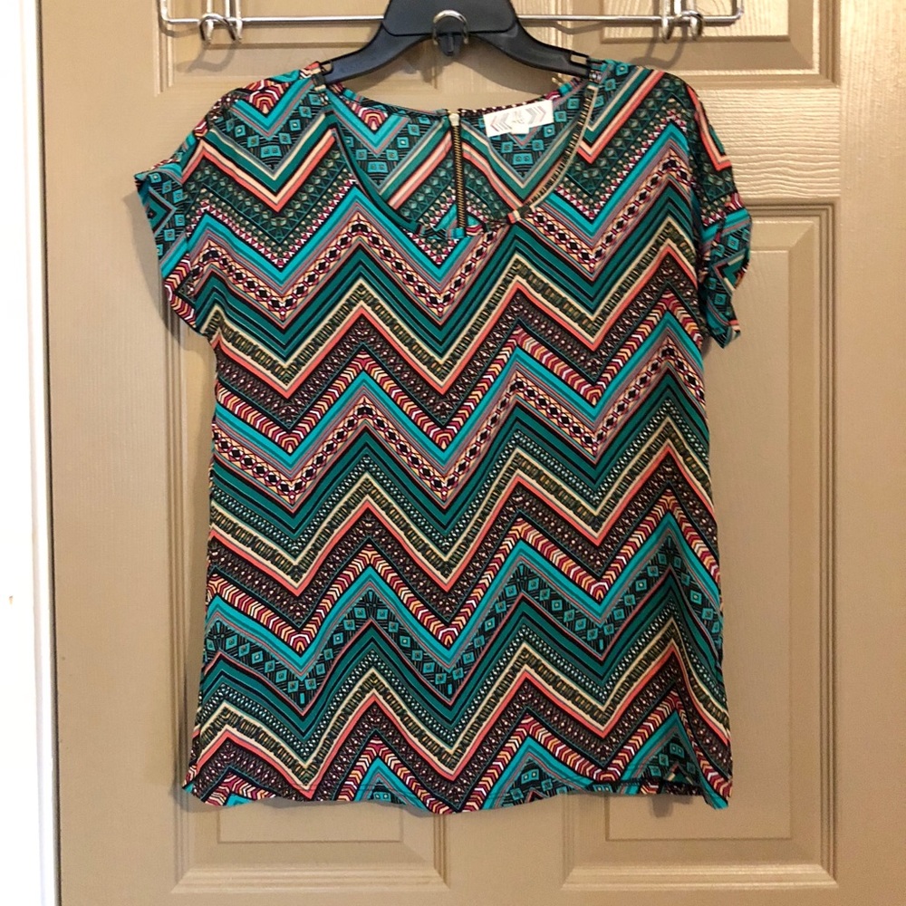 Women’s dress shirt